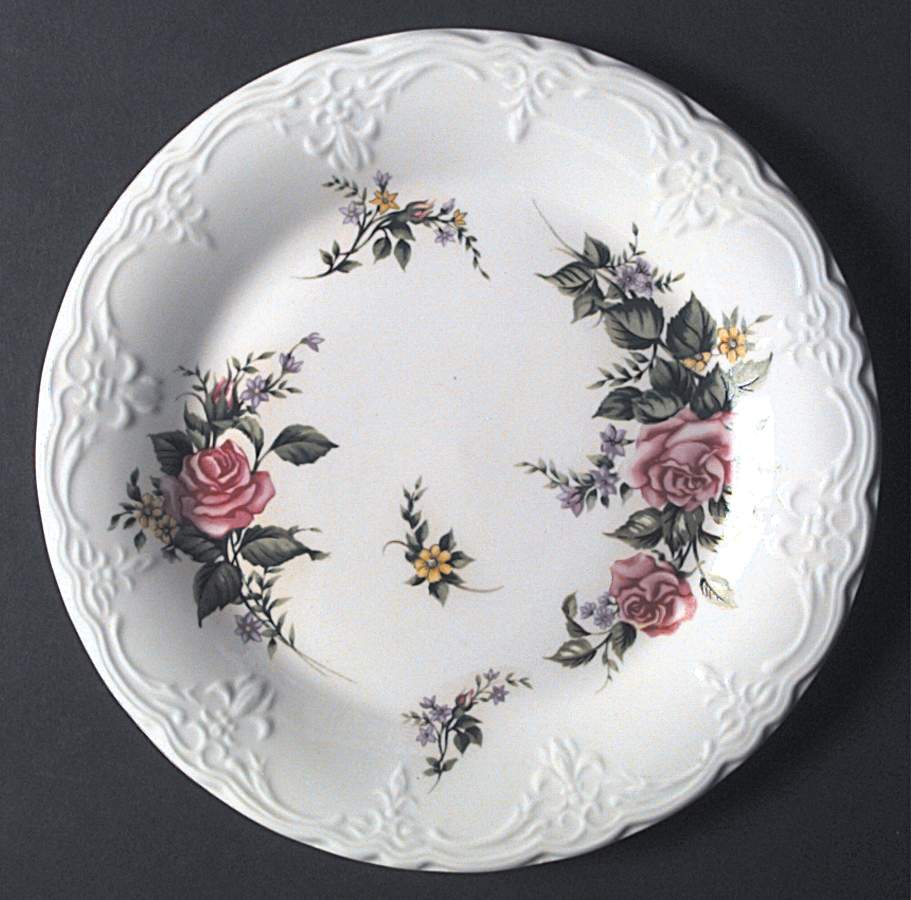 Beverly Rose Dinner Plate by Tabletops Unlimited-1