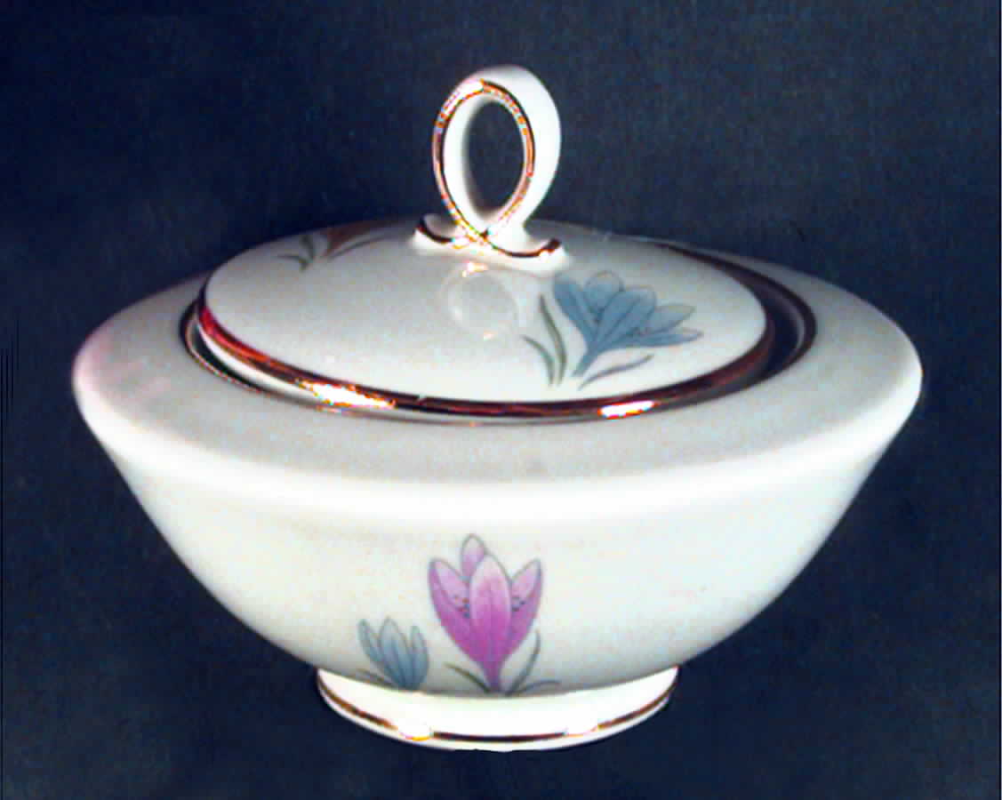 3012 Sugar Bowl & Lid by Tirschenreuth-1