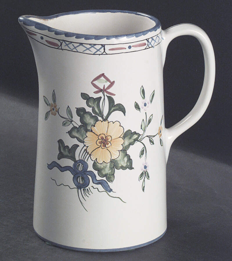 Lisbon 32 Oz Pitcher by Tiffany-1