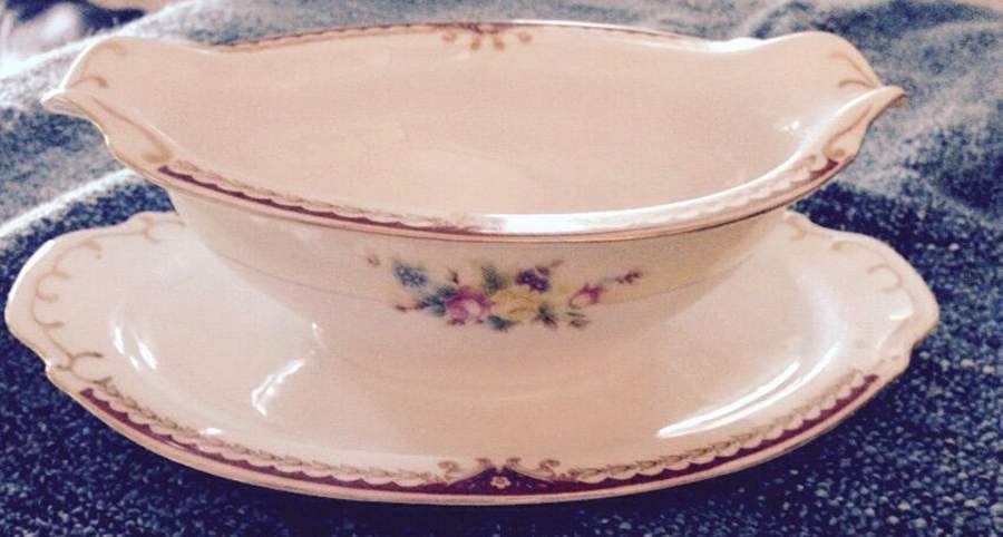 TI4 Gravy Boat with Attached Underplate by Trico-1