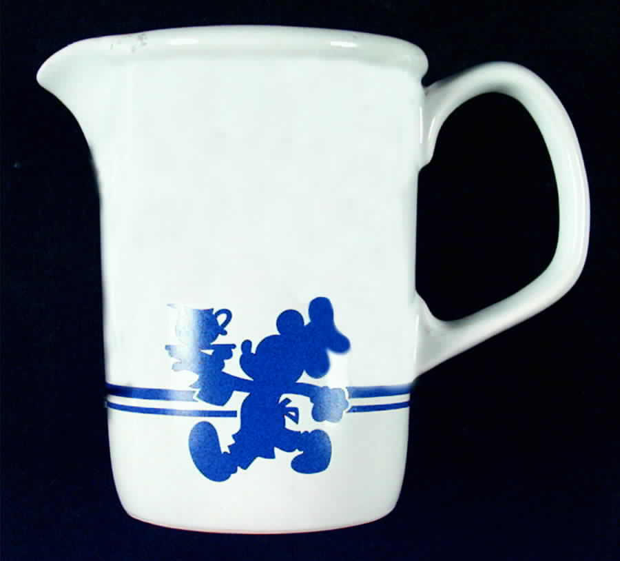 TCR8 40 Oz Pitcher by Treasure Craft-1