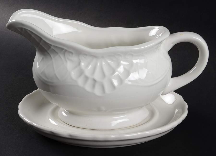 Florentine Gravy Boat & Underplate by Tabletops Unlimited-1