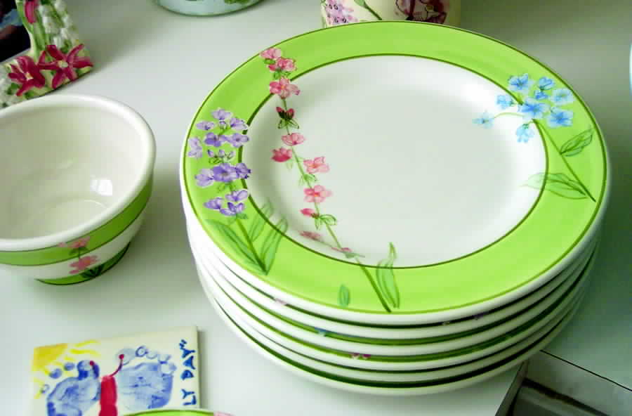 Just Flowers Dinner Plate by Tabletops Unlimited-1