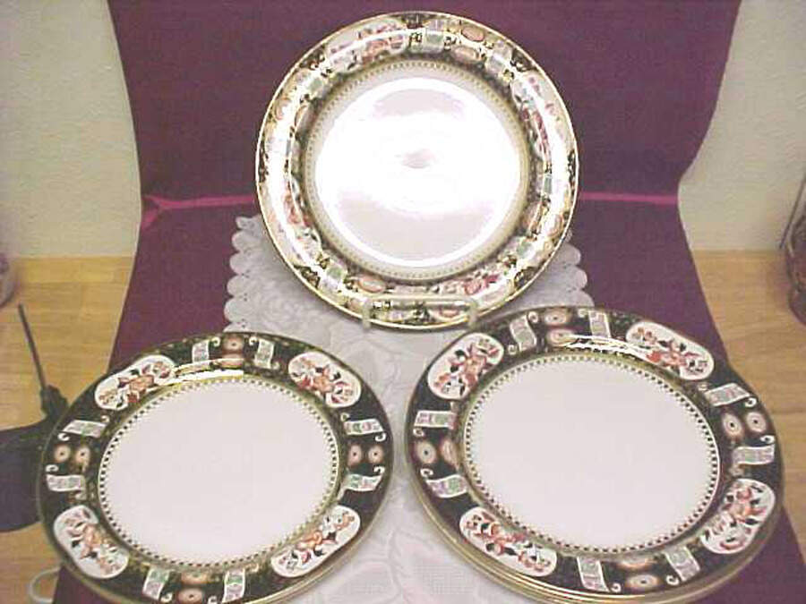 7145 Dinner Plate by Thomas Goode-1