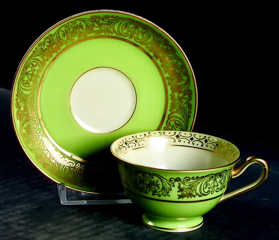 647 Green Footed Demitasse Cup & Saucer Set by Tirschenreuth-1