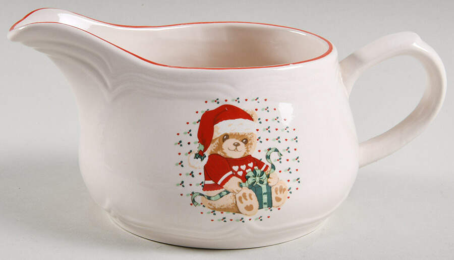 TIE46 Gravy Boat by Tienshan-1