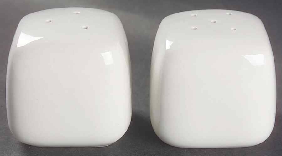 Quadro Salt & Pepper Set by Thomson-1