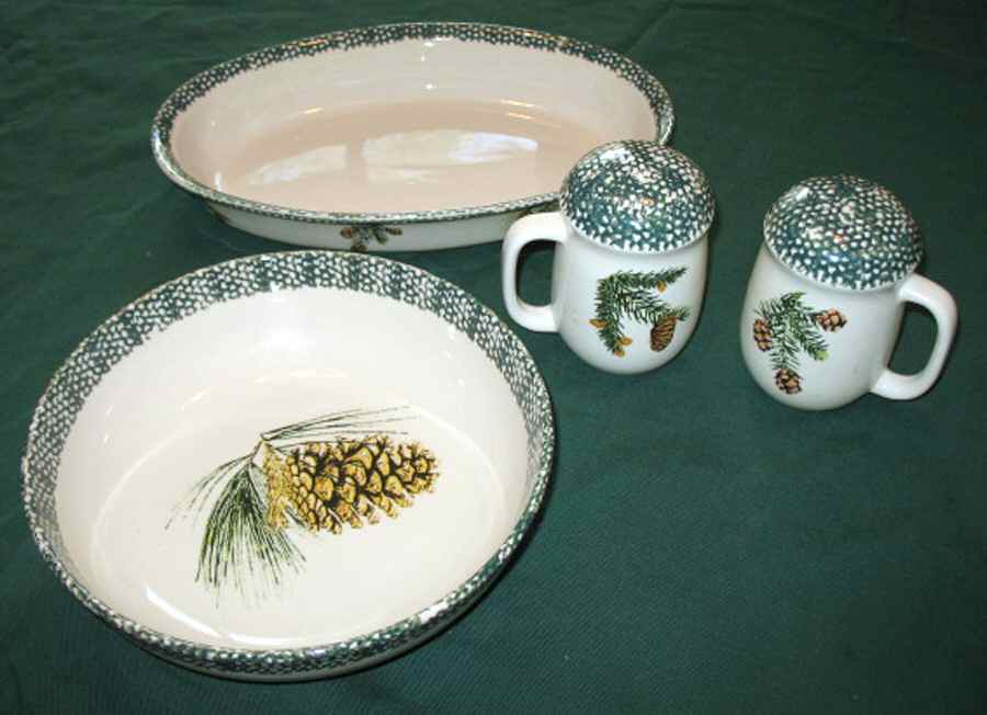 Evergreen 9" Oval Vegetable Bowl by Thomson-1