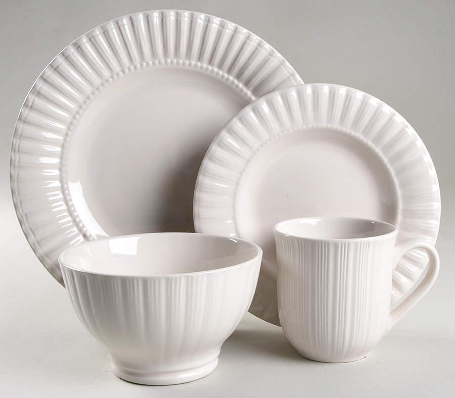 Maison White 4 Piece Place Setting by Thomson-1