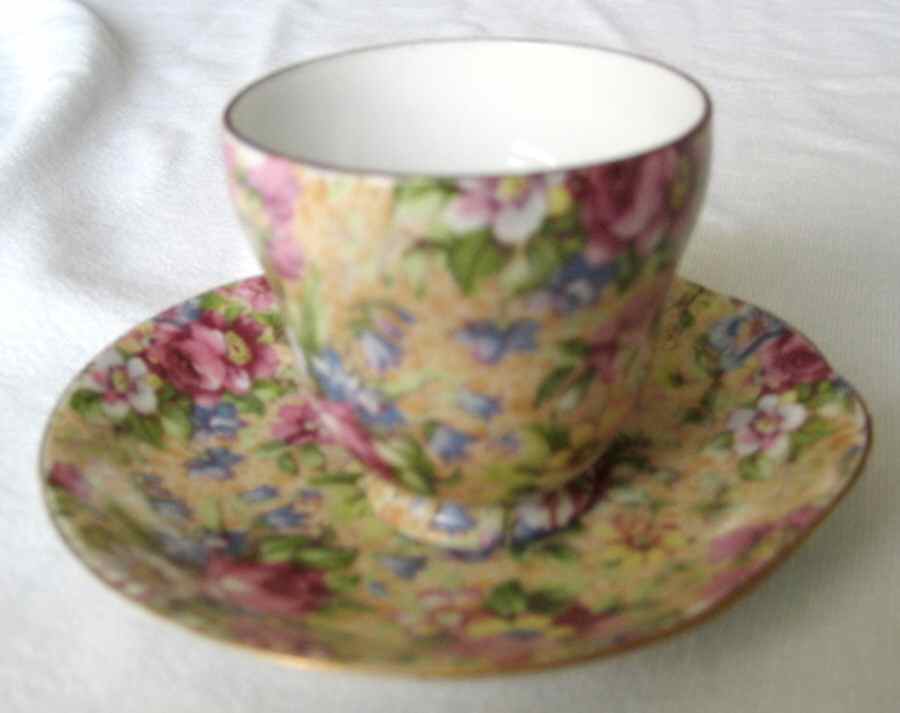 TRR1 Footed Cup & Saucer Set by Trimont (Japan)-1