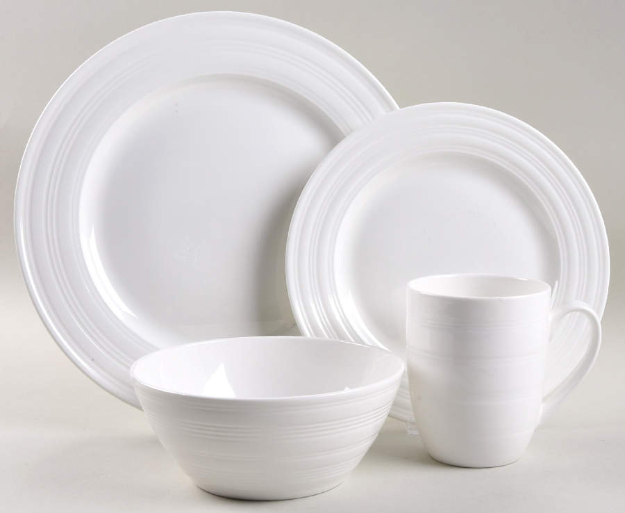 Sherise 4 Piece Place Setting by Tabletops Unlimited-1