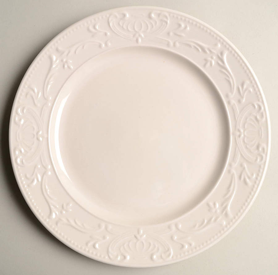 Vera Cream Dinner Plate by Thomson-1