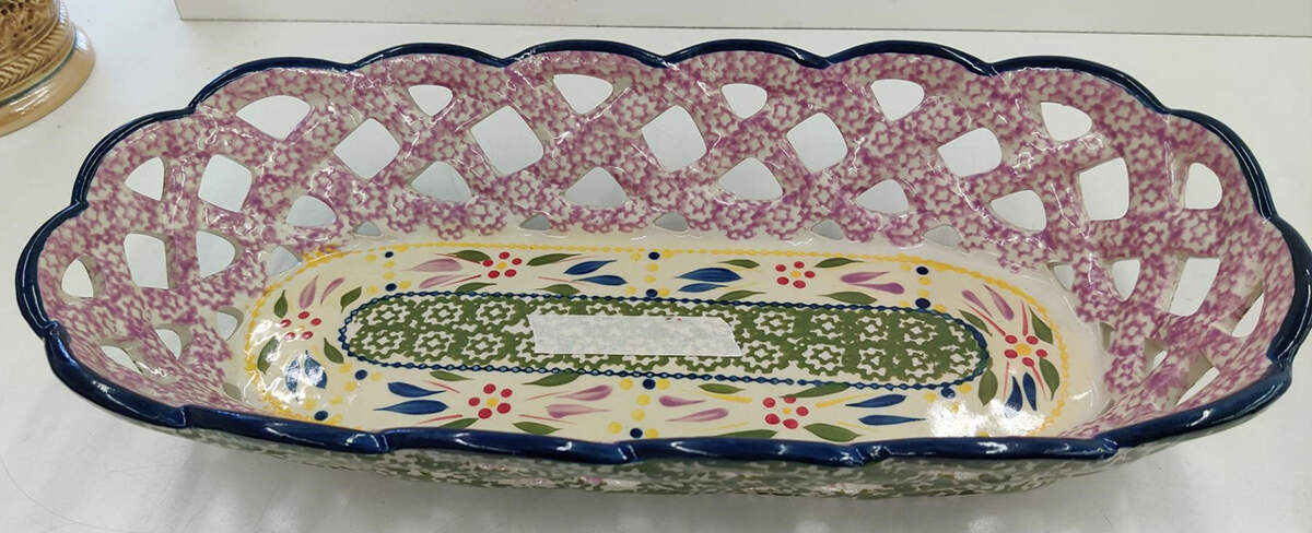 Old World Confetti Bread Basket Tray by Temp-Tations-1