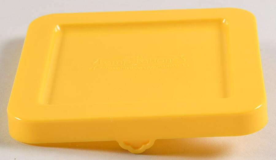 Old World Yellow Plastic Lid for Individual Square Baker by Temp-Tations-1