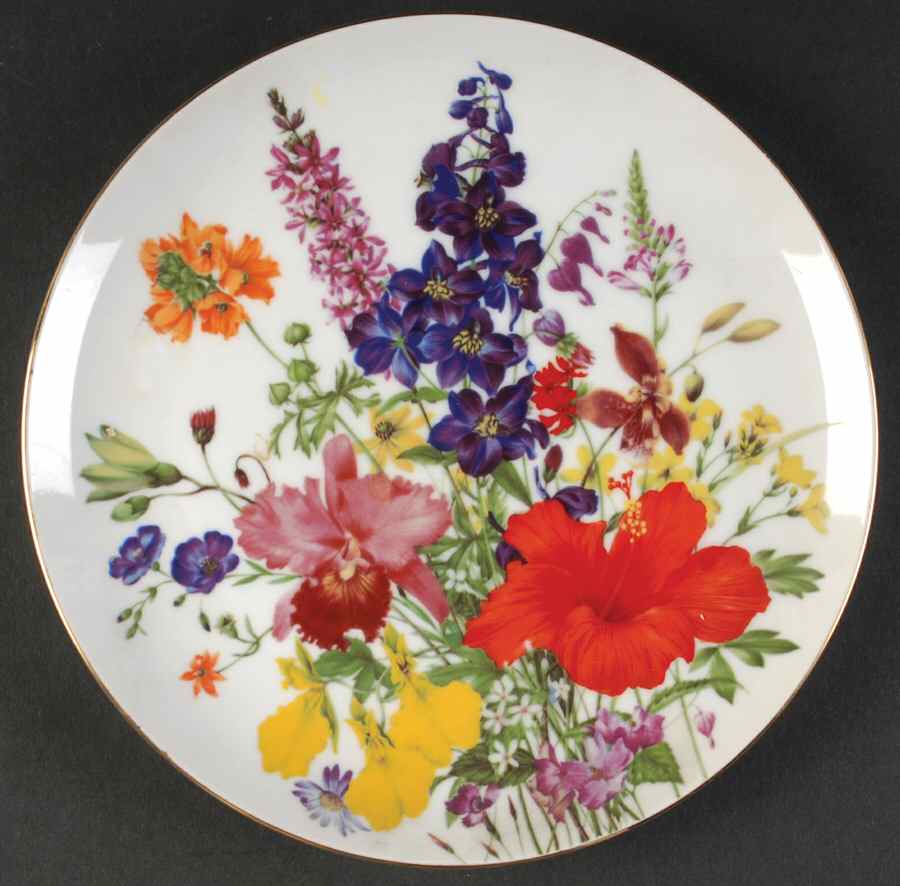 Exotic Bouquet Salad Plate by Toyo-1