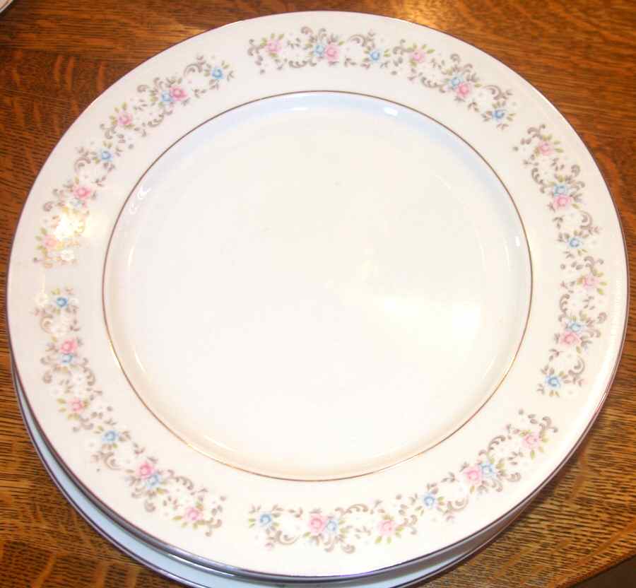 TIM9 Dinner Plate by Tian Jin Ceramics-1