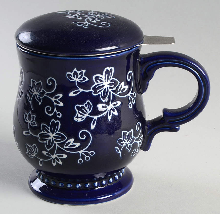 Floral Lace-Blue Mug & Lid with Strainer by Temp-Tations-1