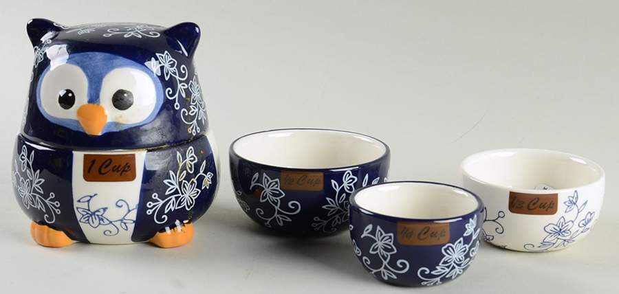 Floral Lace-Blue Figural Measuring Measuring Cup Set & Lid by Temp-Tations-1