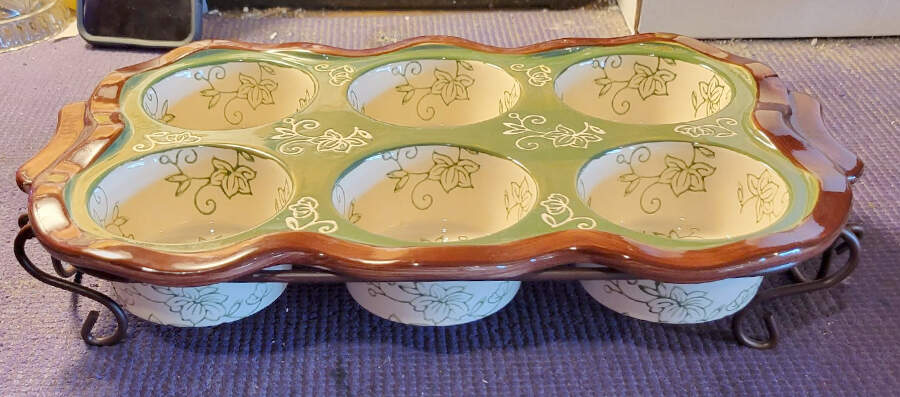 Floral Lace Green Muffin Pan (Holds 6 Muffins) & Metal Stand by Temp-Tations-1