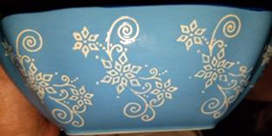 Floral Lace Winter Square Soup/Cereal Bowl by Temp-Tations-1