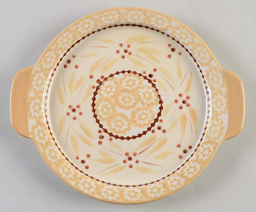 Old World Cream 7" Round Lid-It (Trivet,Tray,Baker Lid) by Temp-Tations-1