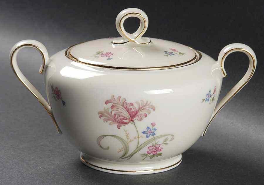 2738 Sugar Bowl & Lid by Tirschenreuth-1