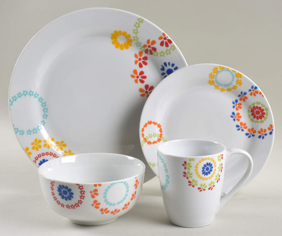 Fulton 4 Piece Place Setting by Tabletops Unlimited-1
