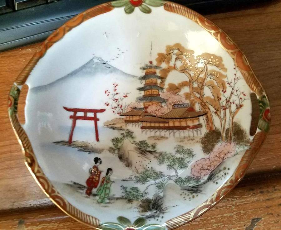 TNJ6 Handled Cake Plate by Tame & Nakamura-1