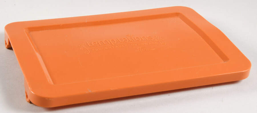 Old World Orange Spice Plastic Lid for 10" Rectangular Baker by Temp-Tations-1