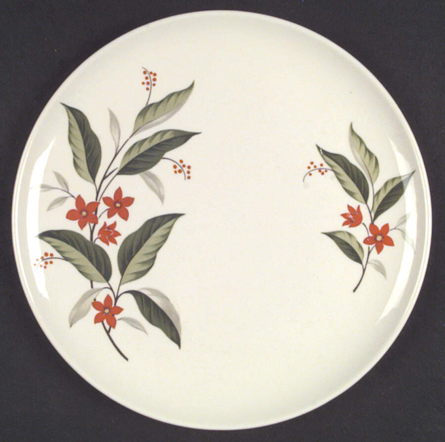Woodvine Dinner Plate by Universal-1