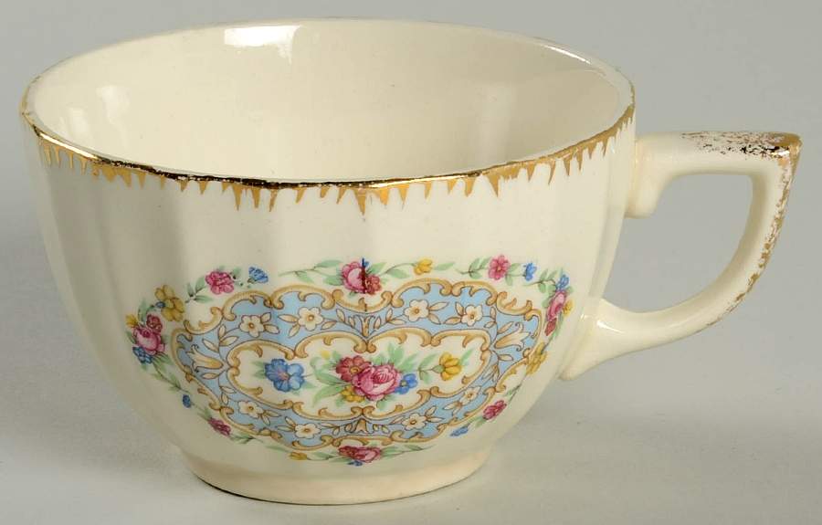 Lyric Flat Cup by United Utilites-1