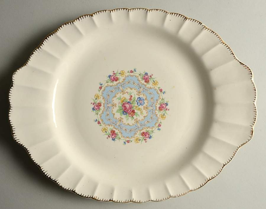 Lyric 13" Oval Serving Platter by United Utilites-1