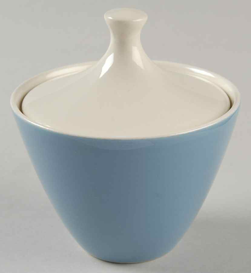 Richelieu Sugar Bowl & Lid by Homer Laughlin -1