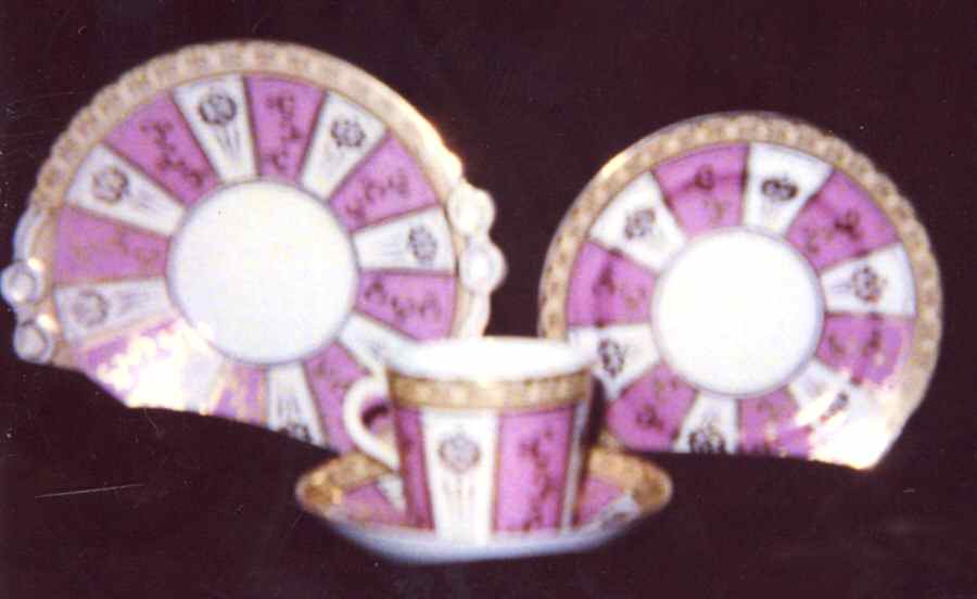 2694 Handled Cake Plate by Crown Chelsea-1