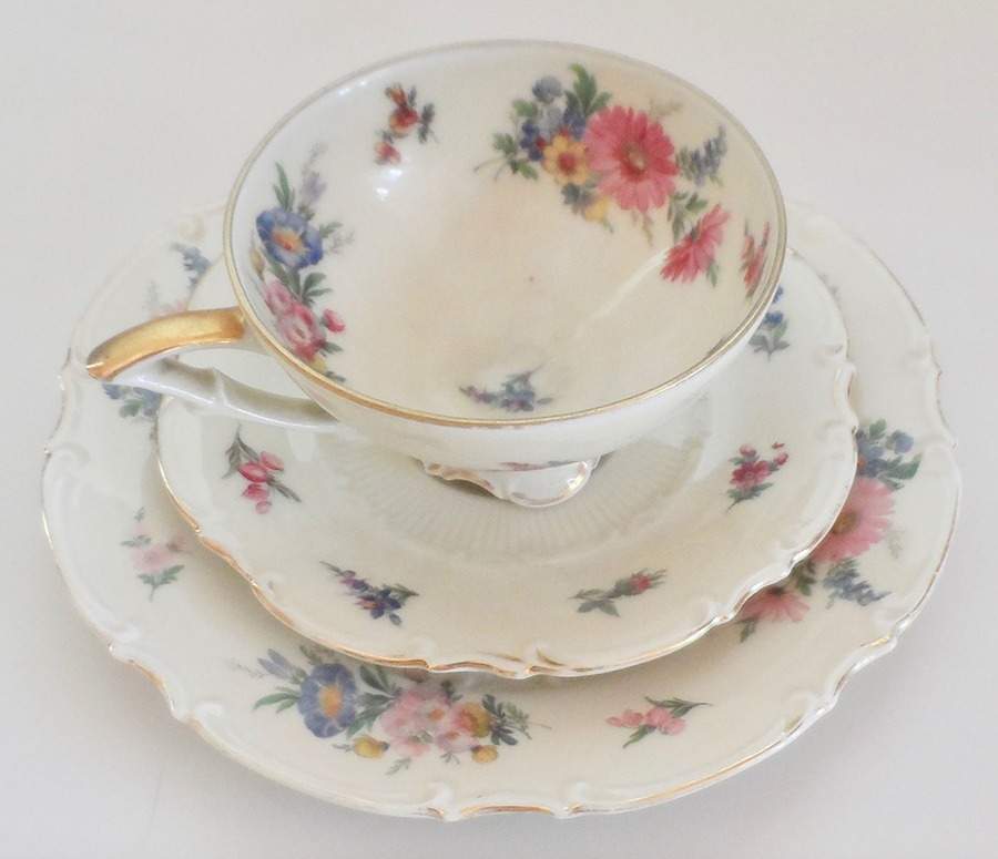 UNZ2 Footed Cup & Saucer Set by Unger & Schilde (Roschutz)-1