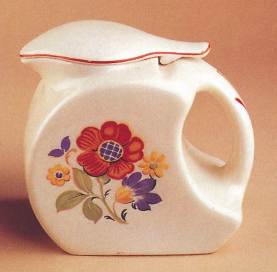 Kitchen Bouquet 56 Oz Pitcher with Lid by Universal-1