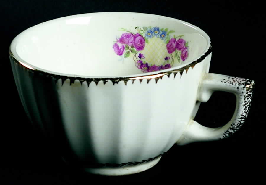 Bridal Wreath Flat Cup by Vanity Fair-1