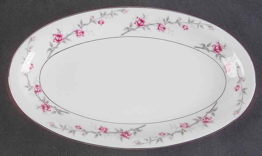 Debonaire Relish/Gravy Underplate by Valmont-1
