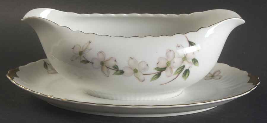 Cascade (Japan) Gravy Boat with Attached Underplate by Victorian (Japan)-1