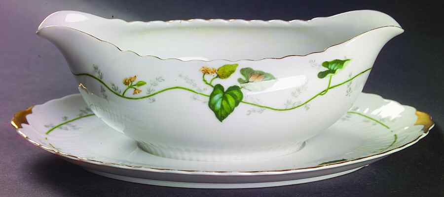 Granada Gravy Boat with Attached Underplate by Victorian (Japan)-1