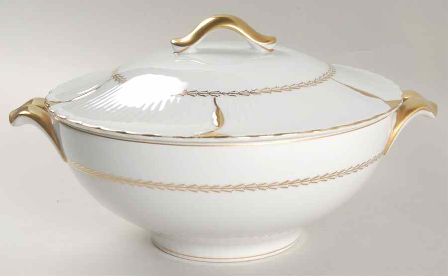 Sunburst Round Covered Vegetable by Victorian (Japan)-1
