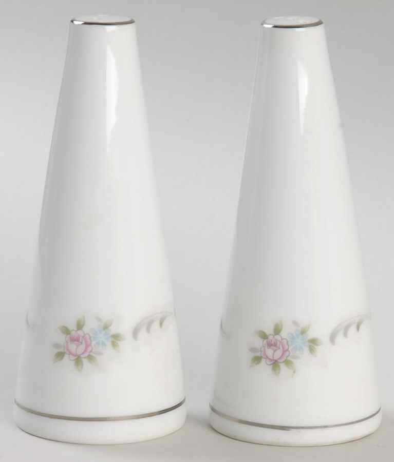 Springsong Salt & Pepper Set by Versailles (Japan)-1