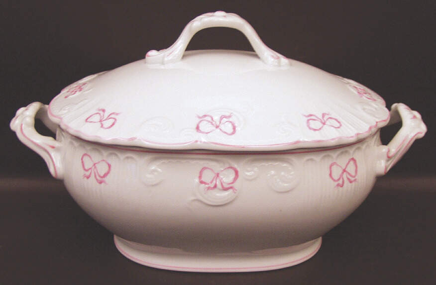 Ruban Pink Tureen &  Lid by Vista Alegre-1