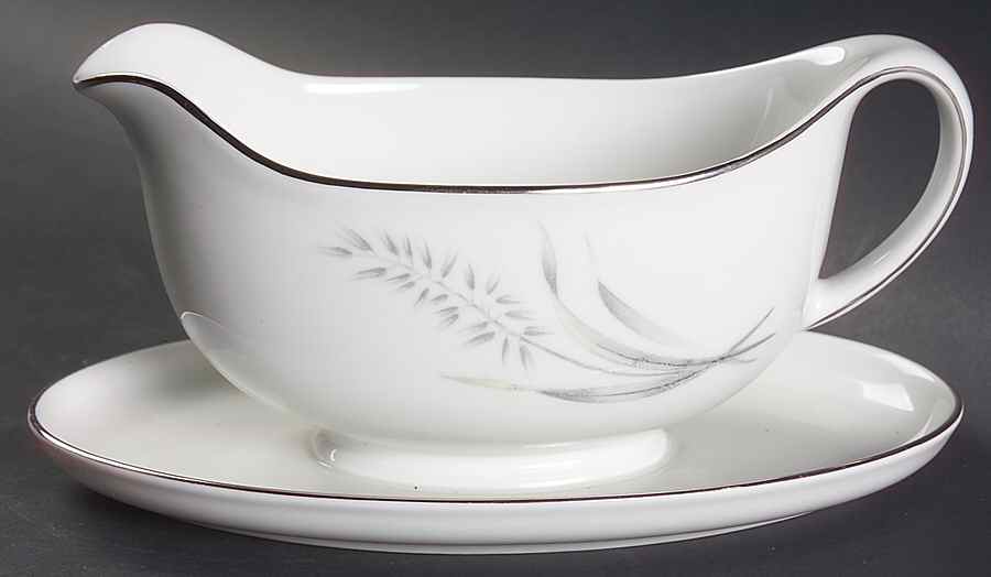 Avenaire Gravy Boat with Attached Underplate by Vita Craft-1