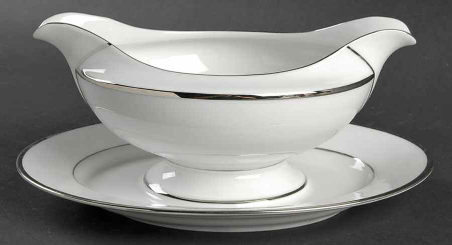 Ultimate Gravy Boat with Attached Underplate by Vita Craft-1