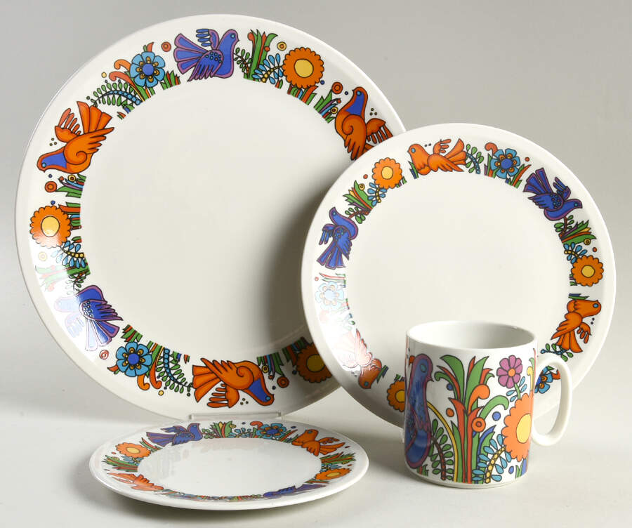 Acapulco (Older, Milano Shape) 32  Piece Estate Set by Villeroy & Boch-1