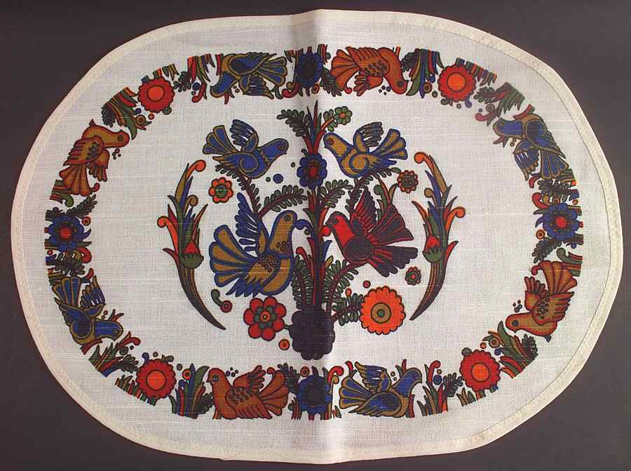 Acapulco (Older, Milano Shape) Oval Cloth Placemat by Villeroy & Boch-1