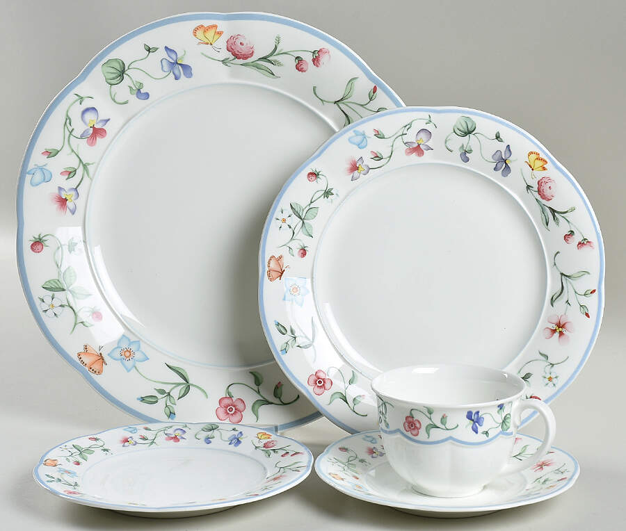 Mariposa (Bone China) 40 Piece Estate Set by Villeroy & Boch-1