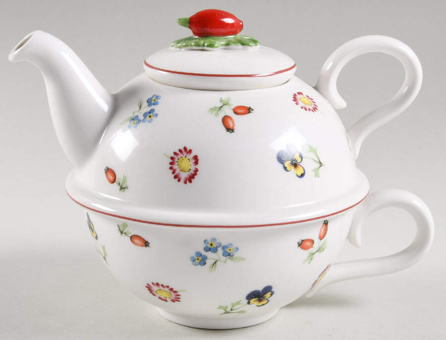 Petite Fleur Individual Teapot & Lid with Cup by Villeroy & Boch-1