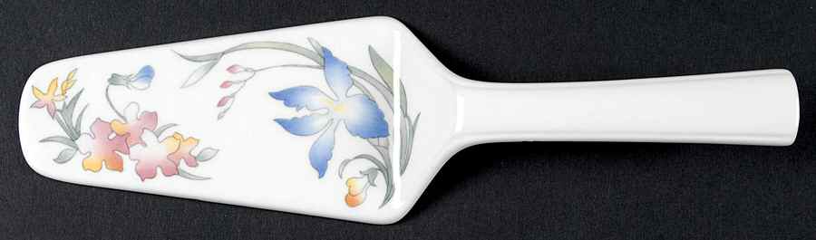 Riviera Solid Ceramic Pie/Cake Server by Villeroy & Boch-1